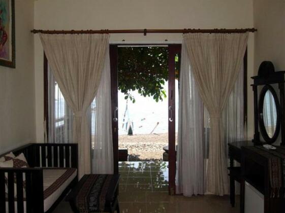 Galang Kangin Bungalows - Photo5