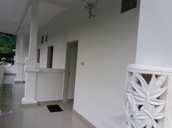 Warung Jemeluk & Home Stay - Photo3