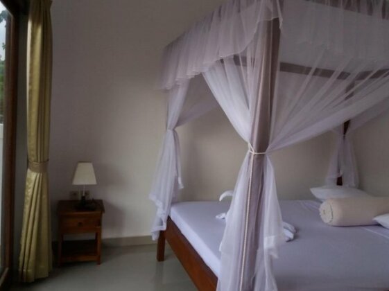 Warung Jemeluk & Home Stay - Photo4