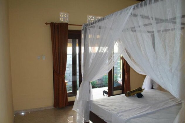 Warung Santa Fe and Bungalows - Photo5