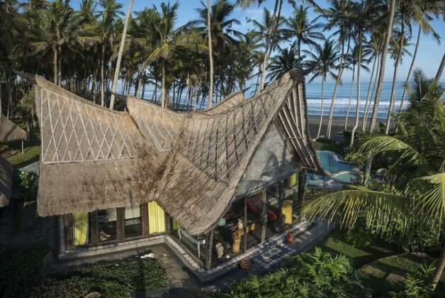 Absolute Beachfront Villa Laut - Photo2
