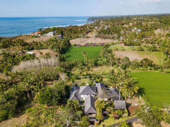 Pristine Villa Yuyu Balian - Photo4