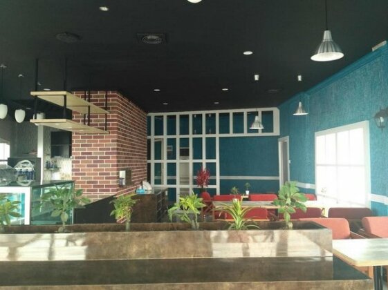 Allisa Resort Hotel - Photo2