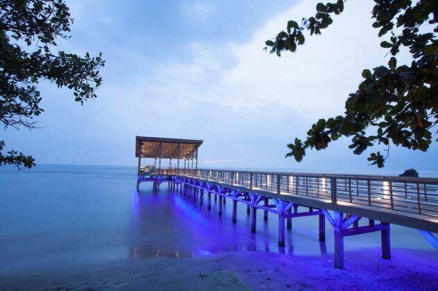 Aston Anyer Beach Hotel - Photo2