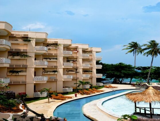 Hawaii Resort Family Suites - Photo2