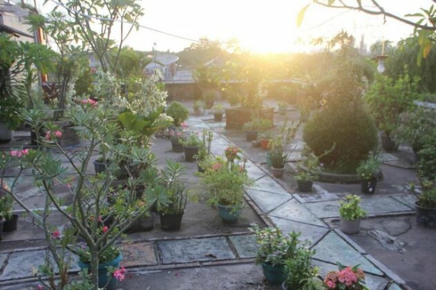 Hotel Pesona Merak - Photo2