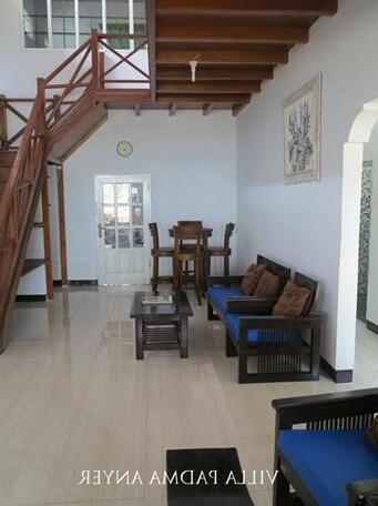 Padmadewi Anyer Villa & Hotel - Photo4