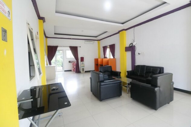 RedDoorz near BSCC Dome - Photo2