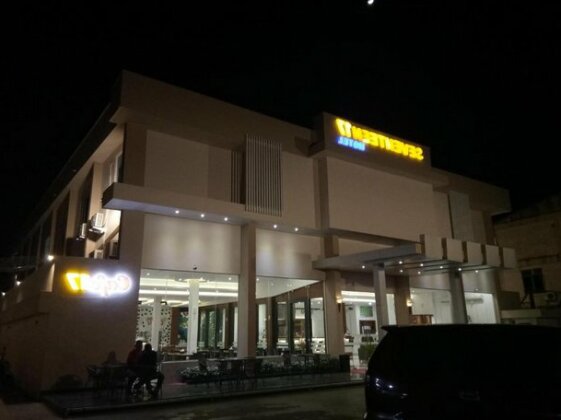 Seventeen Hotel Banda Aceh - Photo2