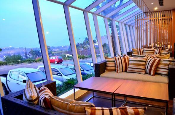 Emersia Hotel and Resort - Photo5