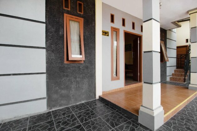 SPOT ON 3005 Residence Rumaisha - Photo3