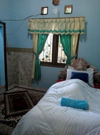 Altahfidz Homestay Syariah