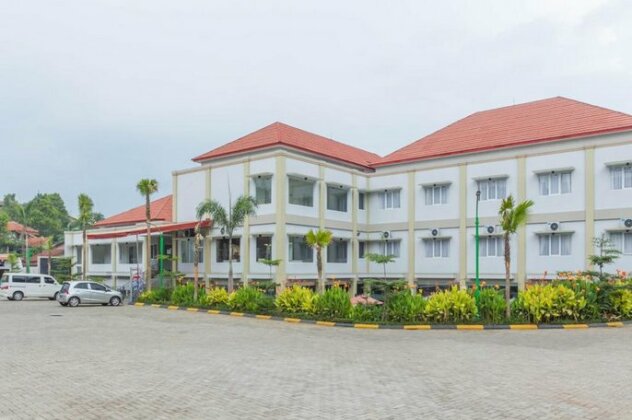 Aminda Hotel