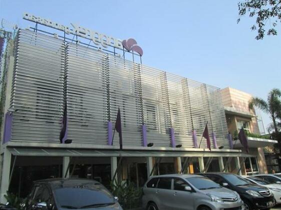Anggrek Gandasari Hotel - Photo2