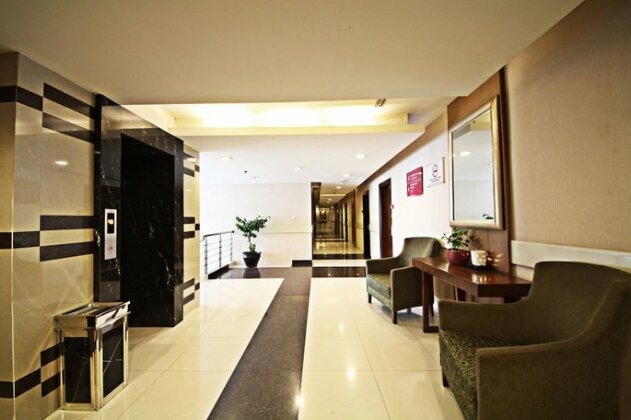 Anggrek Shopping Hotel - Photo5