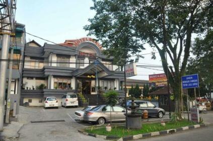 Benua Hotel Bandung