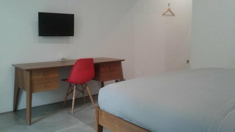 Buton Backpacker Lodge - Photo5