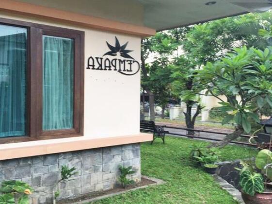 Cempaka Guest House Bandung - Photo4
