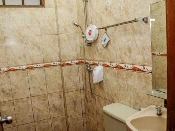 Cihampelas Hotel 1 - Photo3
