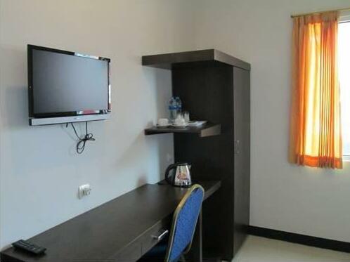Cihampelas Hotel 3 - Photo2