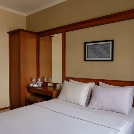 Corsica Hotel - Photo3