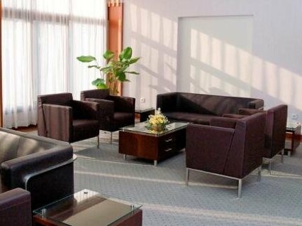 Enhaii Hotel Bandung - Photo2
