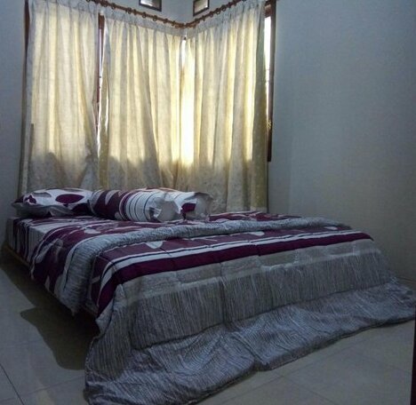 Evano Guest House - Photo2