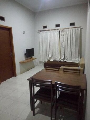 Evano Guest House - Photo4