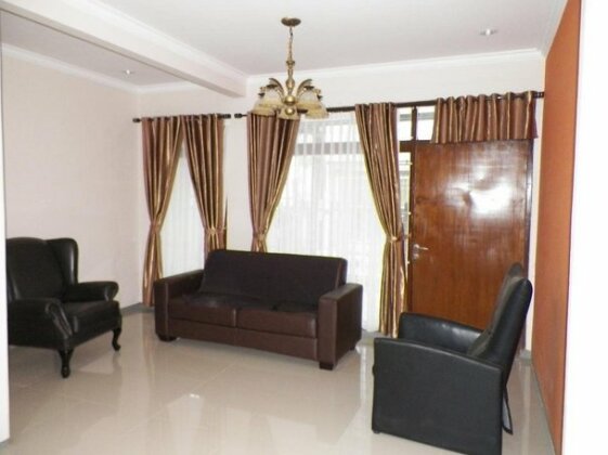 Guest House Revin - Photo4