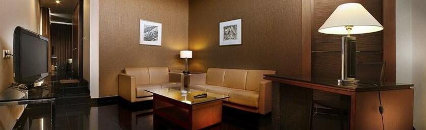 Hotel Nyland Pasteur - Photo3