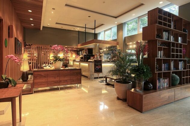 Ivory Hotel Bandung - Photo3