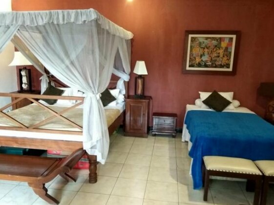 Kembang Guest House - Photo2