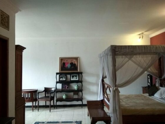 Kembang Guest House - Photo5