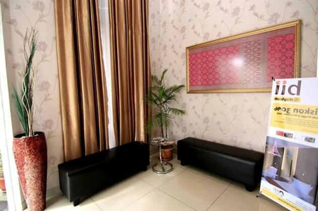 Latief Inn Hotel - Photo5