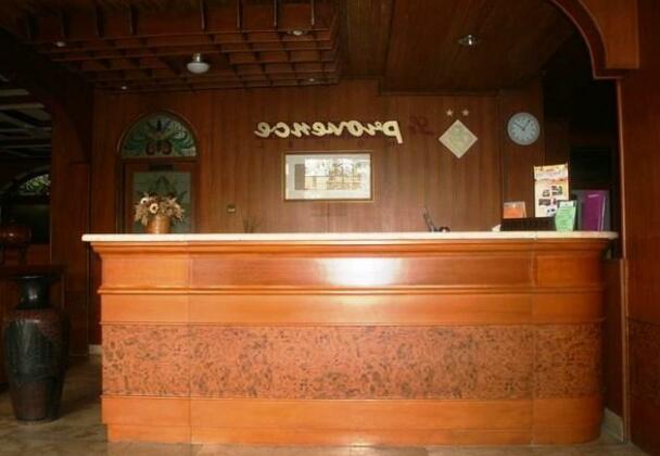Le Provence Hotel - Photo2