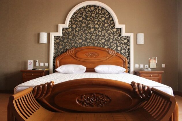Lingga Hotel - Photo5