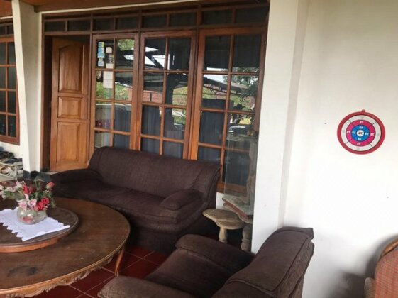 OYO 3022 Tms Residence - Photo2