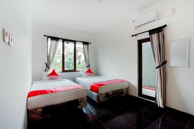 OYO 3029 Diamond Cisitu Residence - Photo3