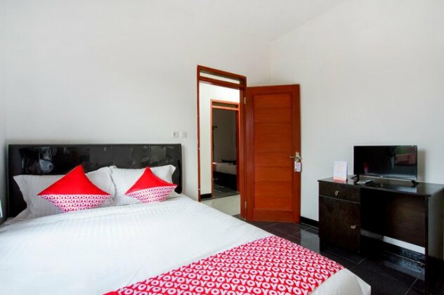 OYO 3029 Diamond Cisitu Residence - Photo4