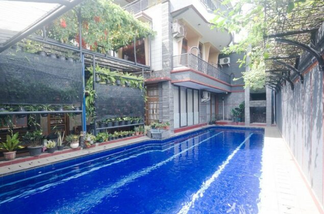 OYO 3135 Villa Surya - Photo3