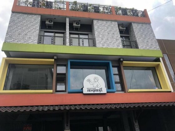 OYO 3255 Enam Delapan Residence - Photo4