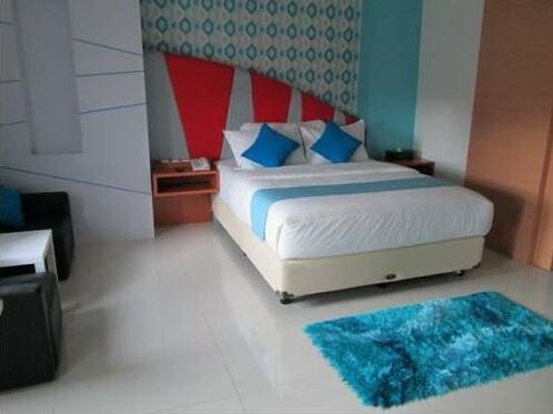 OYO 340 Cleo Residence