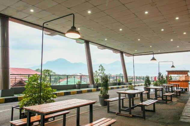 OYO Flagship 483 Tamansari Panoramic Bandung - Photo3