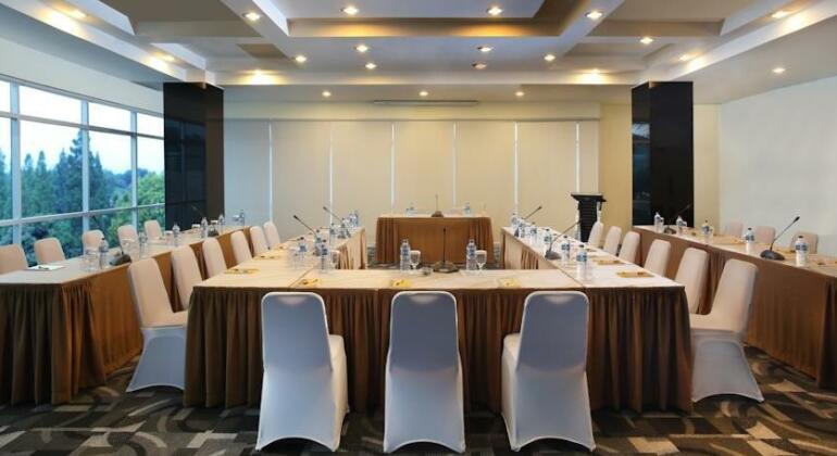 Patra Comfort Bandung - Photo5