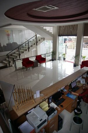 Raffleshom Hotel - Photo2