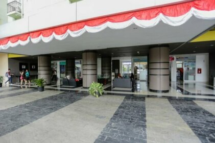 RedDoorz Apartment @ The Suites Metro Soekarno Hatta