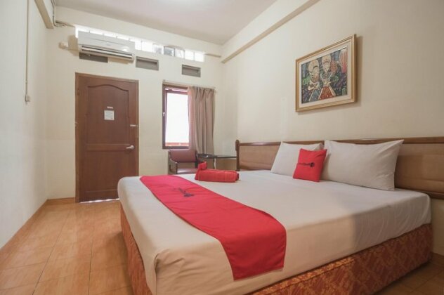 RedDoorz @ Buah Batu 3 - Photo2