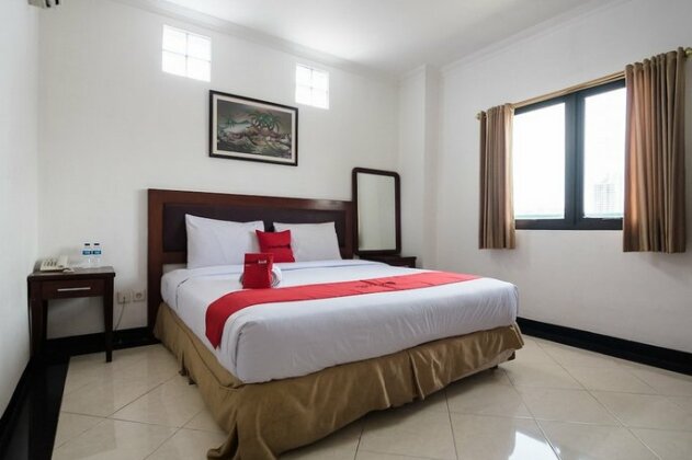 RedDoorz @ Buah Batu - Photo2