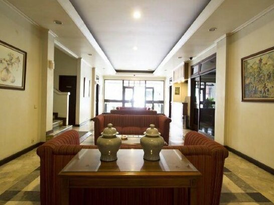 RedDoorz @ Dago - Photo3