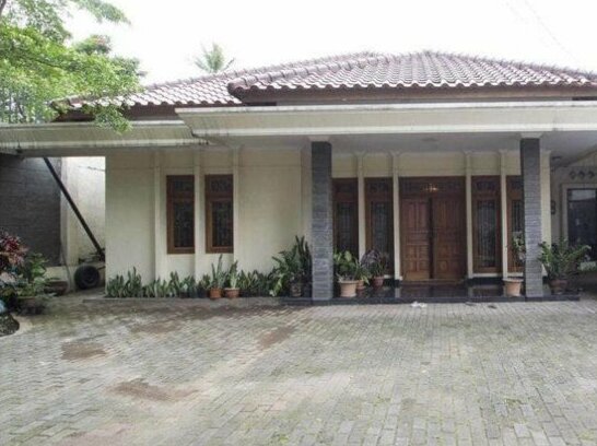 RedDoorz @ Gegerkalong Hilir